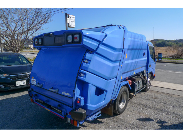 Hino Dutro 6