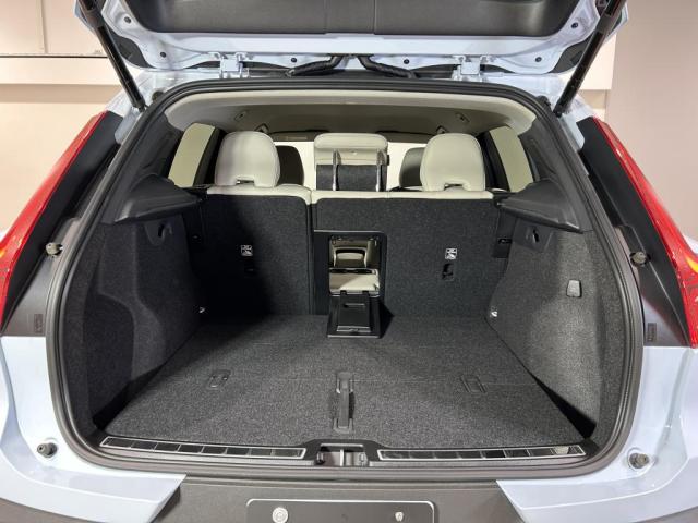 Volvo XC40 11