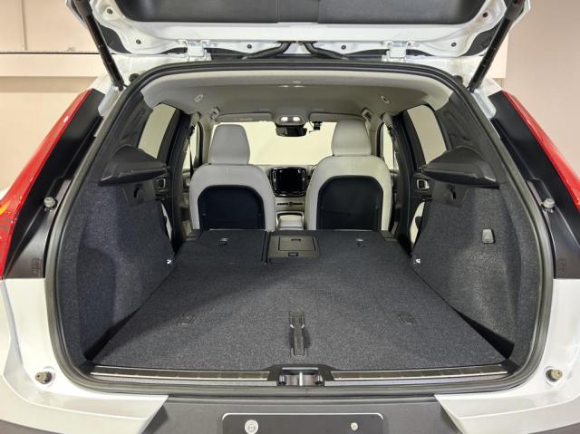 Volvo XC40 12