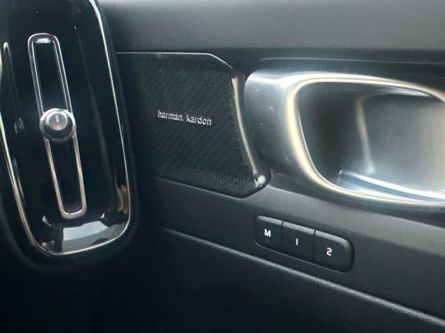 Volvo XC40 9