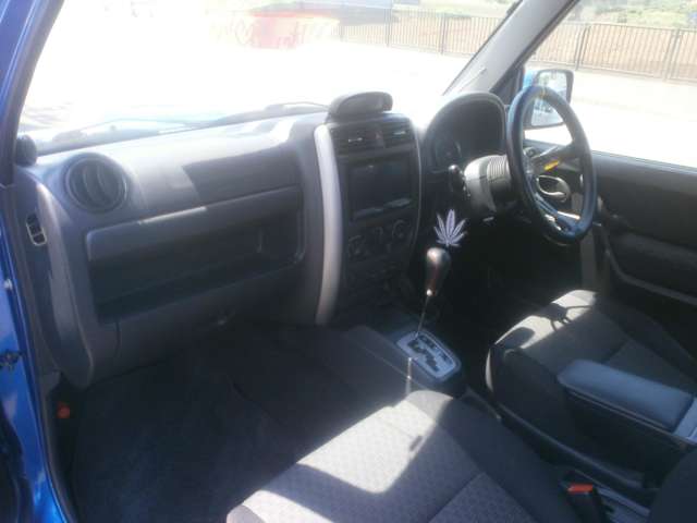 Mazda AZ-オフロード 11