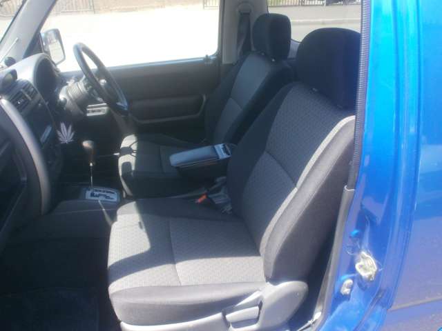 Mazda AZ-オフロード 10