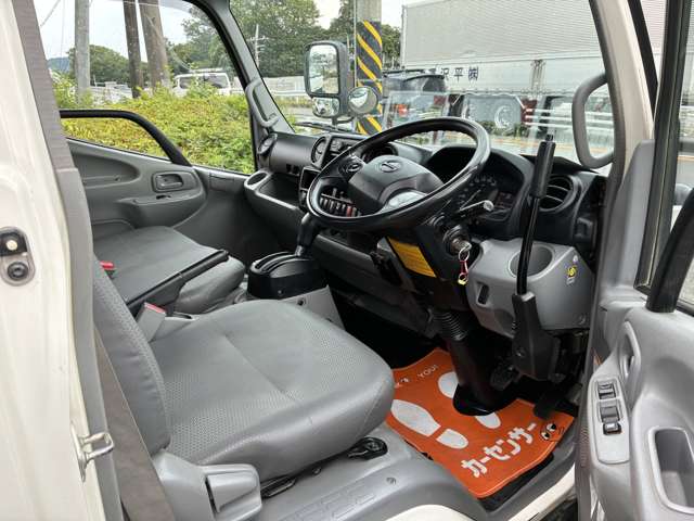 Hino Dutro 6