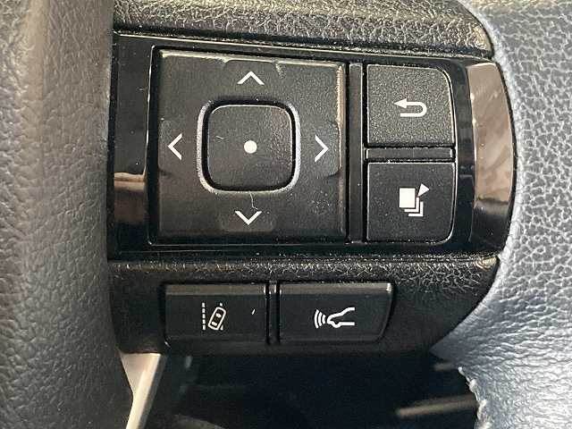 Toyota Hilux 8