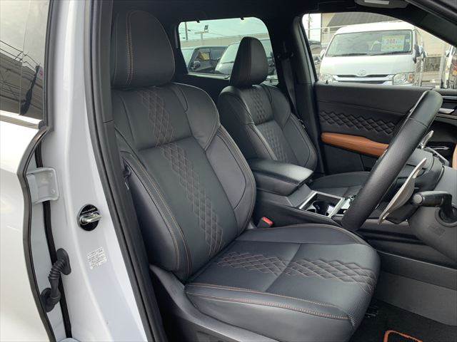 Mitsubishi Outlander 9