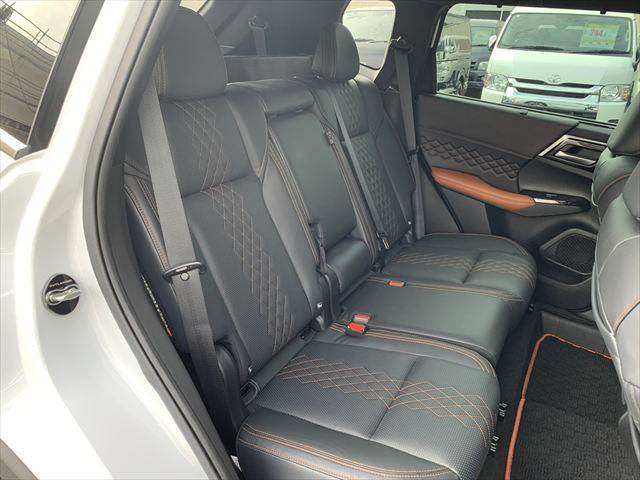Mitsubishi Outlander 10