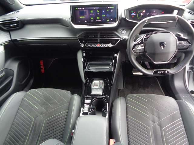 Peugeot SUV 2008 6