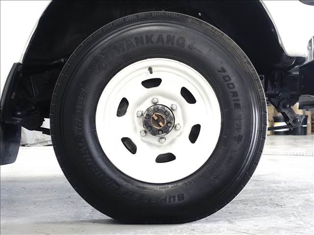 Toyota Land Cruiser 60 7