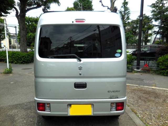 Suzuki Every 12