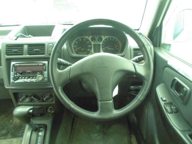 Mitsubishi Pajero Mini 10