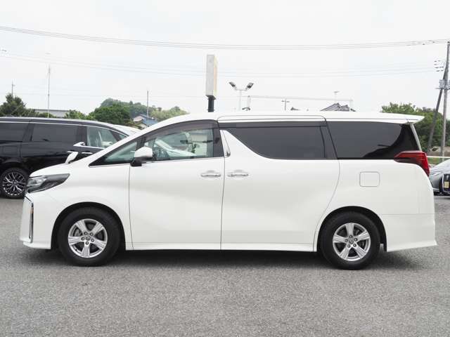 Toyota Alphard 8