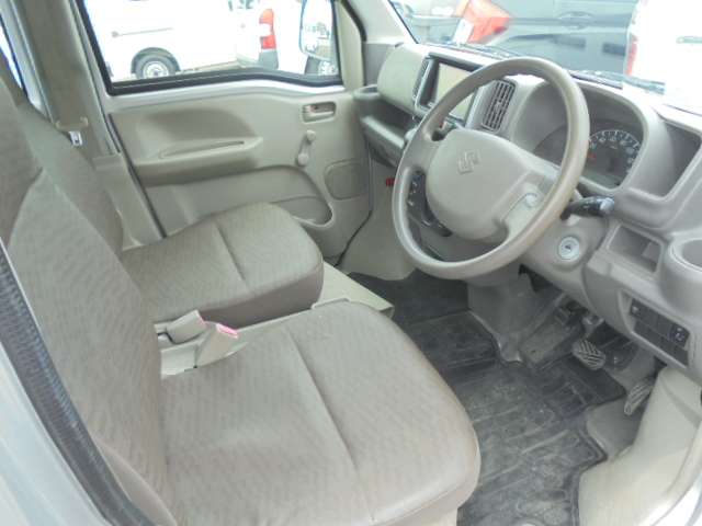 Suzuki Every 12