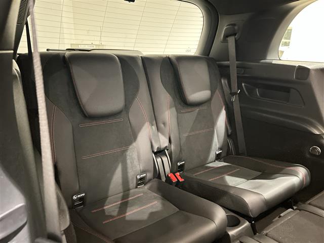 Mercedes-Benz GLB 9