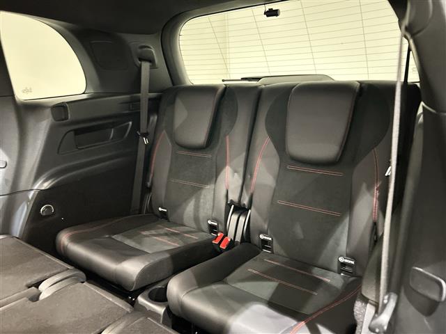 Mercedes-Benz GLB 10