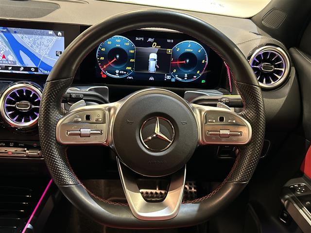 Mercedes-Benz GLB 12