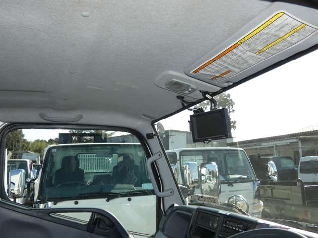 Mitsubishi Fuso Canter 13