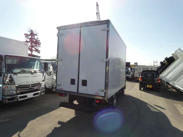 Mitsubishi Fuso Canter 8