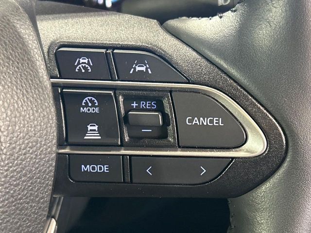 Toyota Voxy 5