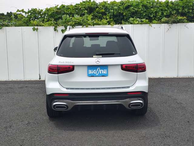 Mercedes-Benz GLB 12