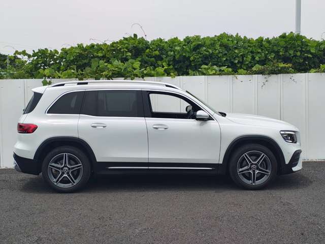 Mercedes-Benz GLB 9