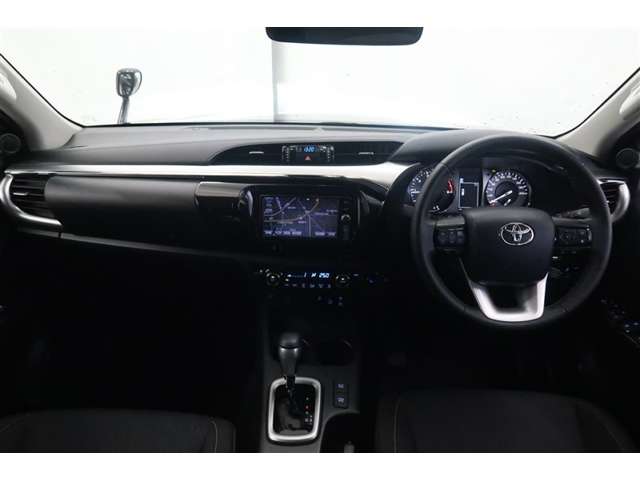 Toyota Hilux 5