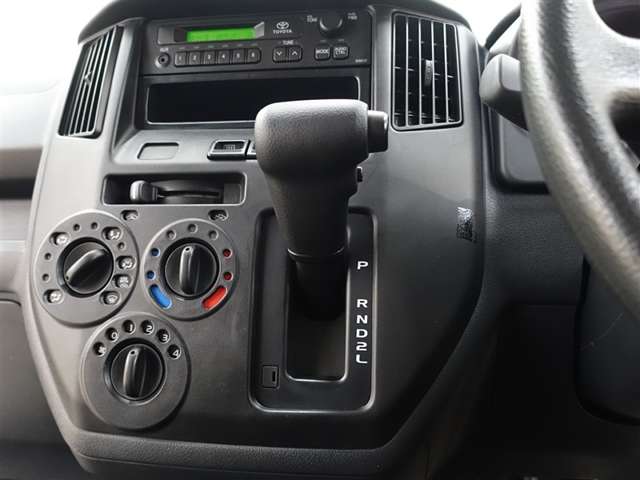 Toyota Town Ace Van 12
