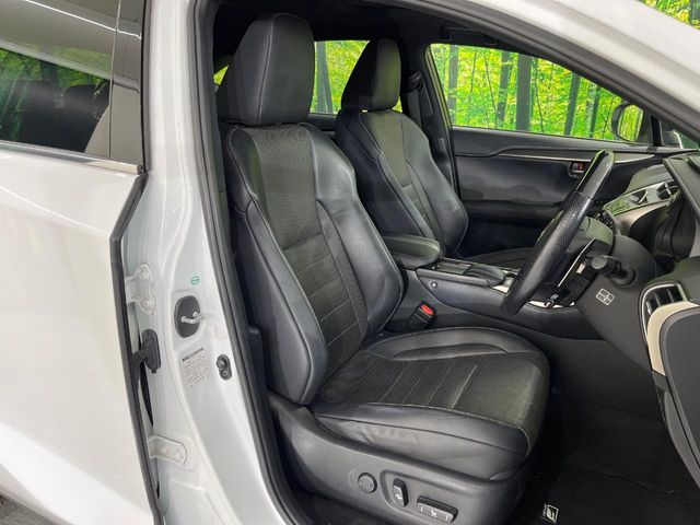 Lexus NX 8