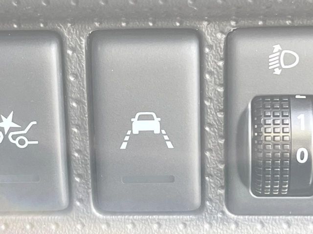 Nissan NV150 AD 7