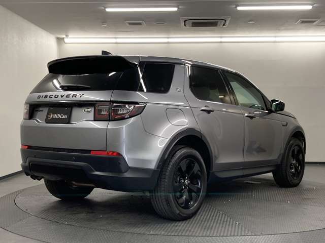 Land Rover Discovery Sport 7