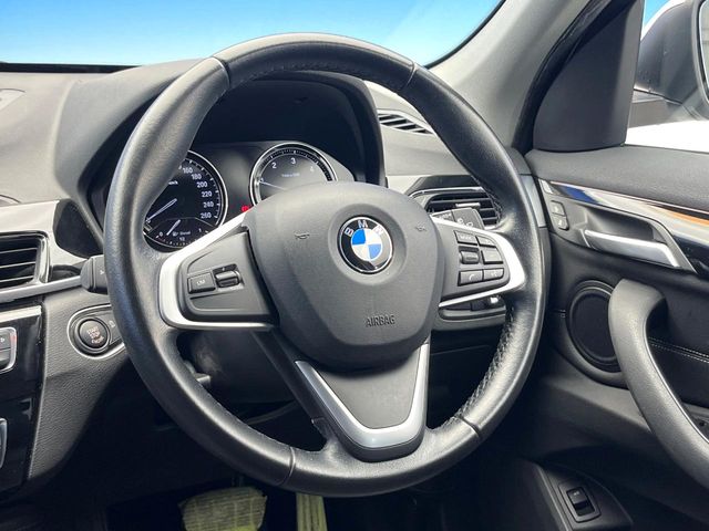 BMW X1 11