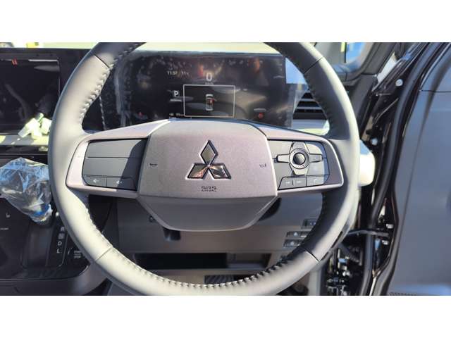Mitsubishi Delica Mini 12