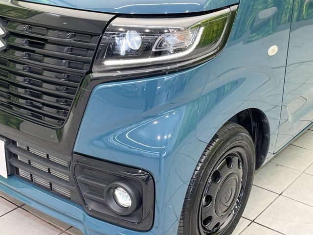 Suzuki Spacia Base 12