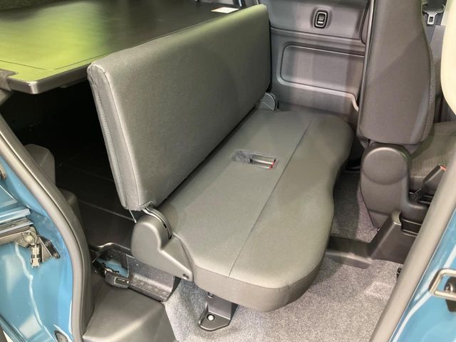 Suzuki Spacia Base 9