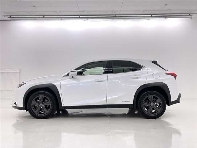 Lexus UX 5
