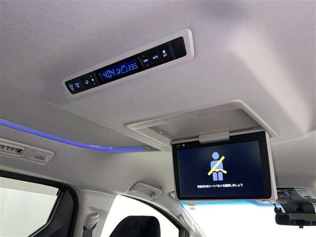Toyota Alphard 10