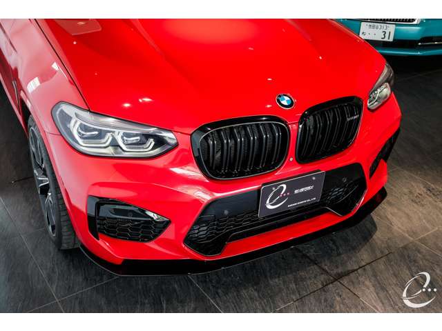 BMW X4 M 12