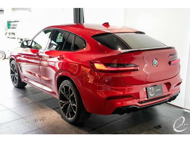 BMW X4 M 8