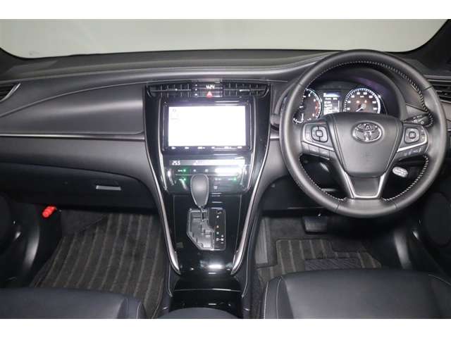 Toyota Harrier 2