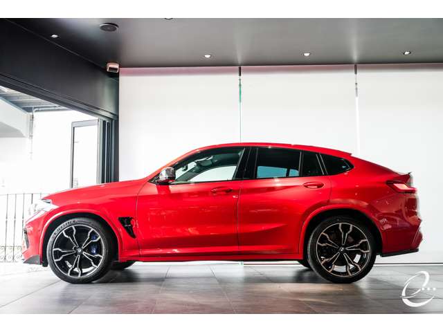 BMW X4 M 11
