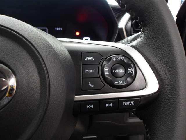 Daihatsu Rocky 8