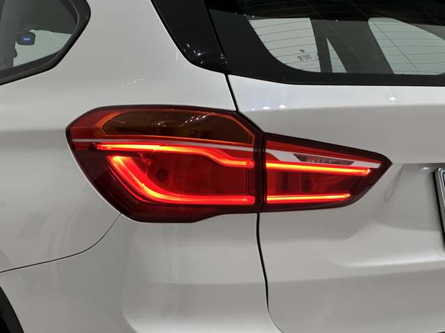 BMW X1 12