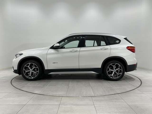 BMW X1 8