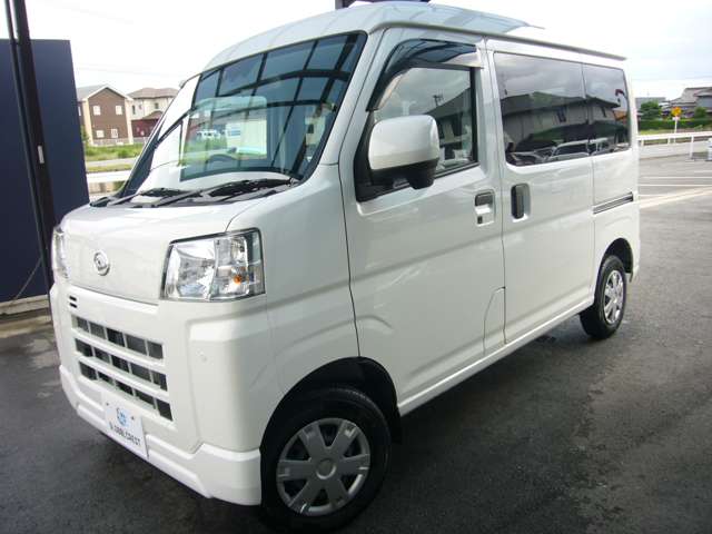 Daihatsu Hijet Cargo 2