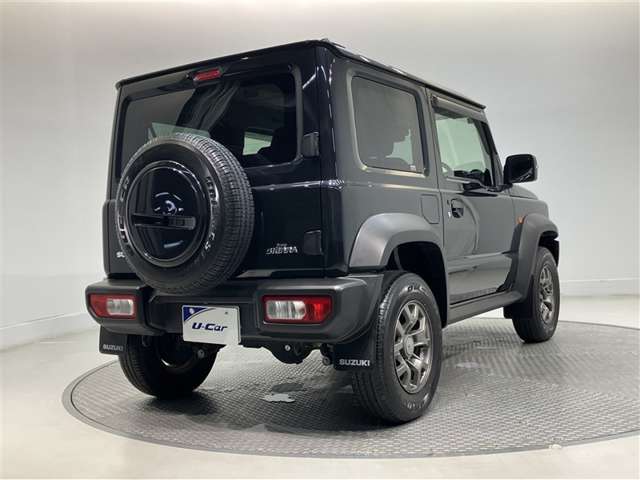 Suzuki Jimny Sierra 4