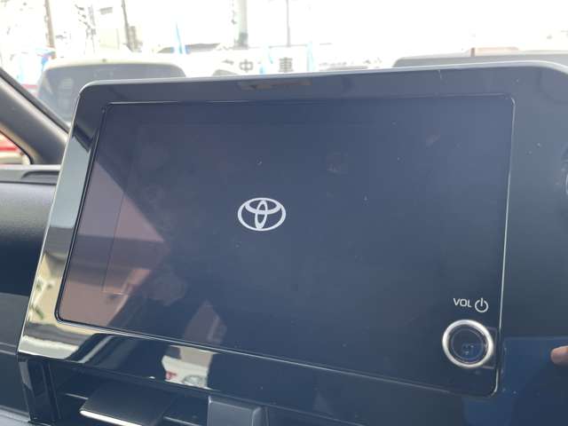 Toyota Noah 4
