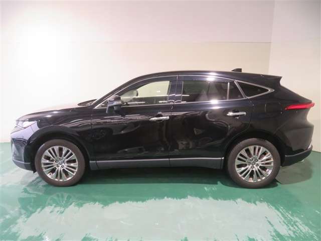 Toyota Harrier 6