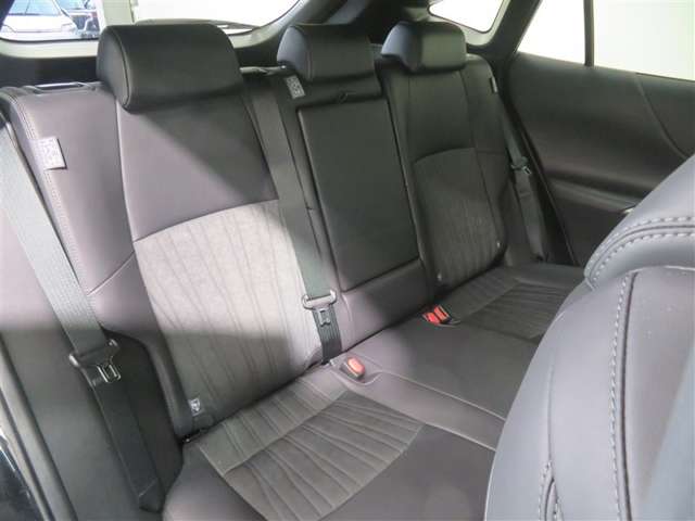 Toyota Harrier 10