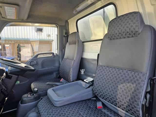 Isuzu Elf 11