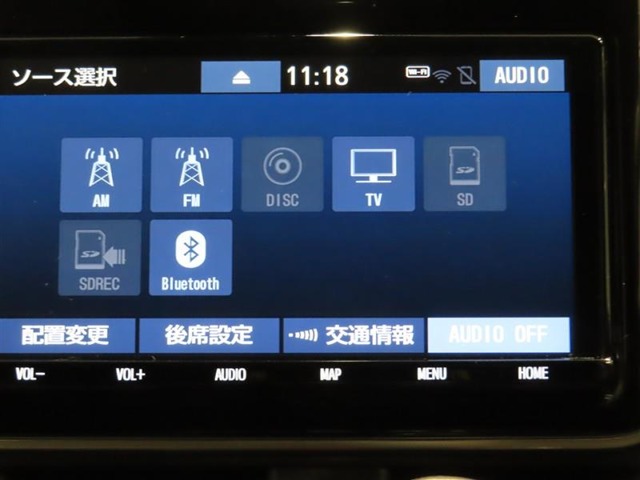 Toyota Voxy 8