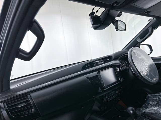 Toyota Hilux 9